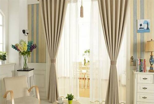 家里窗簾怎么選擇呢？沈陽裝修公司哪家好又便宜